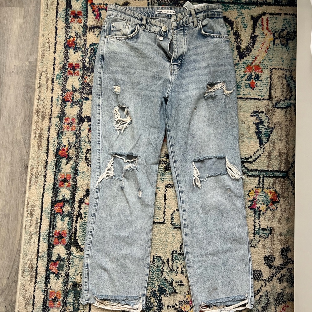Zara Ripped High Rise Straight Jeans
